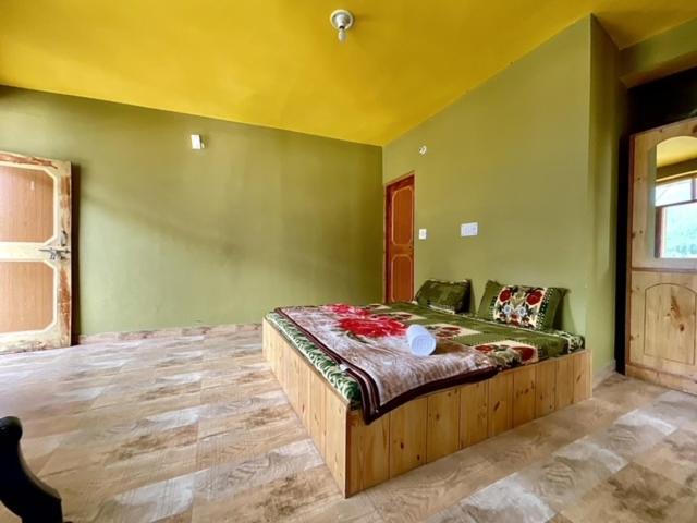 One Light Hostel Manāli Esterno foto